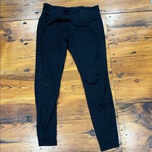 Under Armour Black Athletic Workout Leggings Size Medium